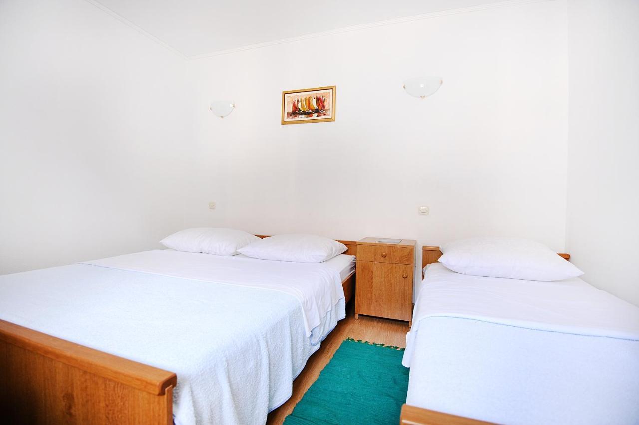Donji Okrug  Apartments Rejo מראה חיצוני תמונה